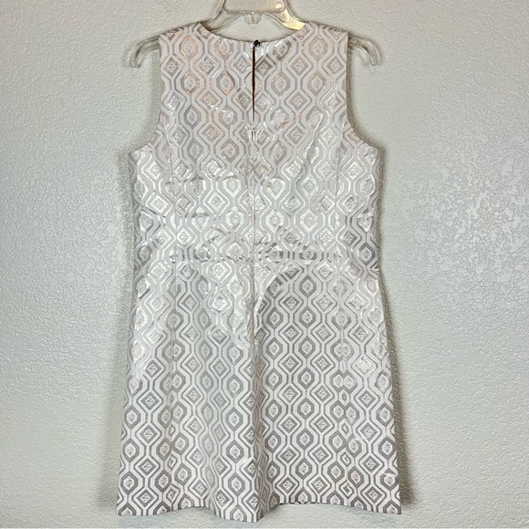 WHBM White Metallic Jacquard Shift Mini Dress Jewel Embellished Neckline size 8 - Picture 8 of 13
